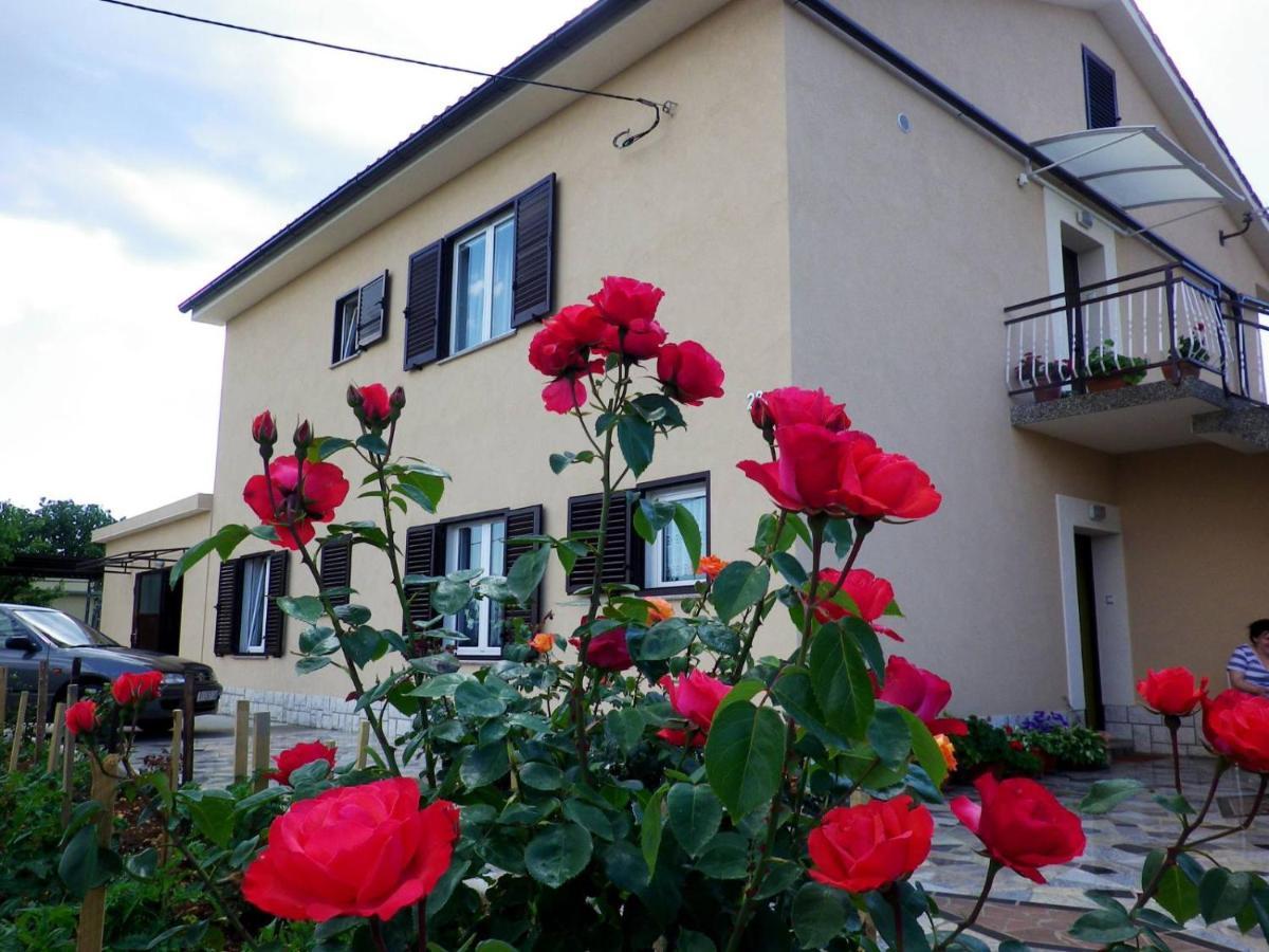 Apartments Rusin Linardići Екстериор снимка