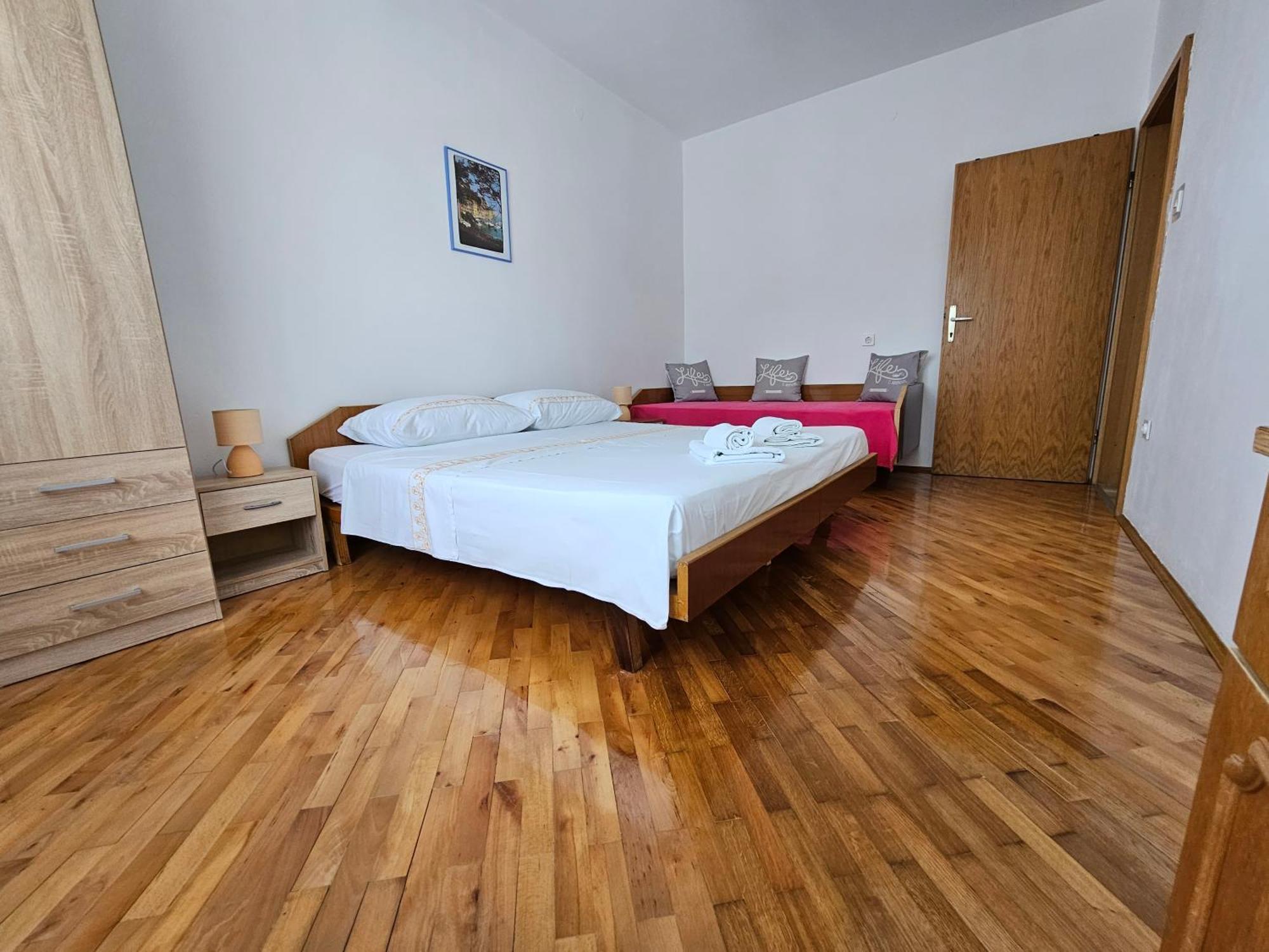 Apartments Rusin Linardići Екстериор снимка